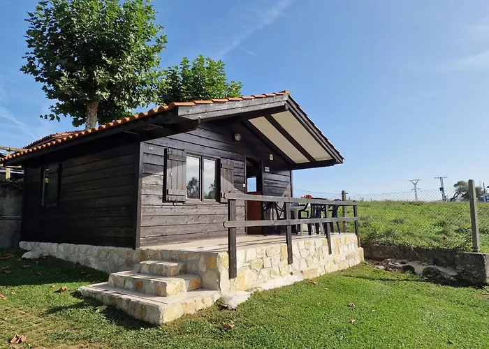 キャンプ場 Playa De Oyambre *