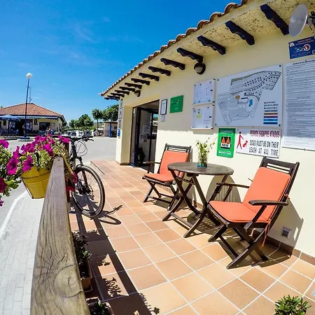 Playa De Oyambre * San Vicente De La Barquera