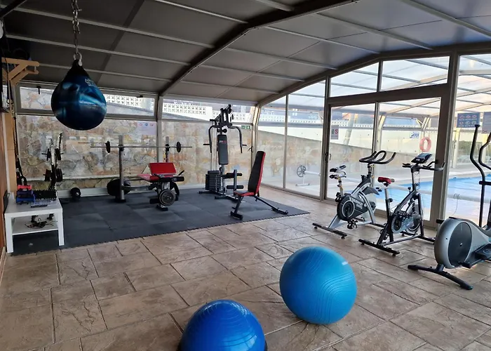 Playa De Oyambre Camping